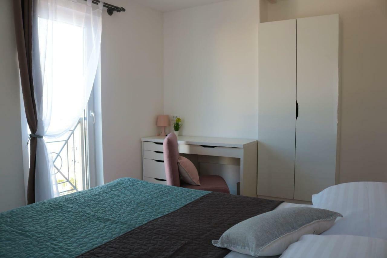 Apartments Gina トロギール エクステリア 写真
