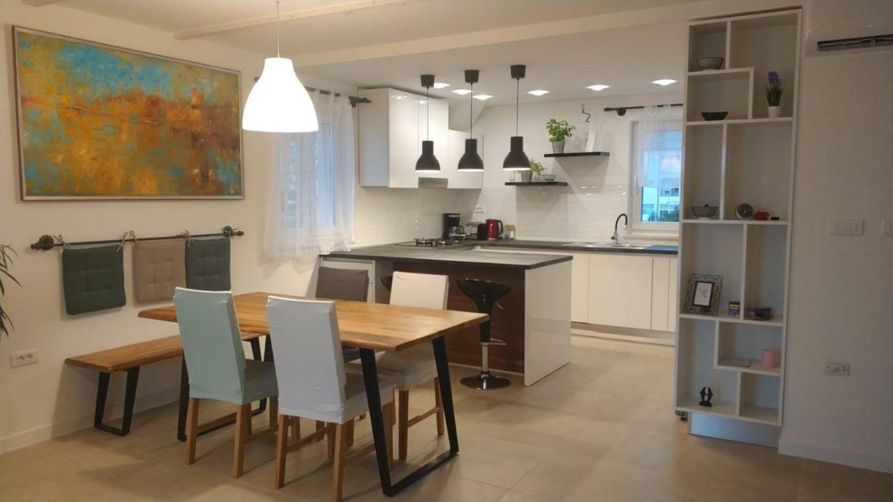 Apartments Gina トロギール エクステリア 写真