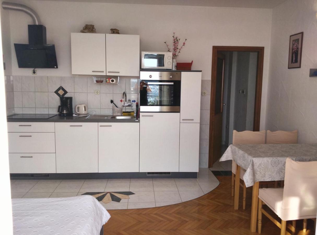 Apartments Gina トロギール エクステリア 写真